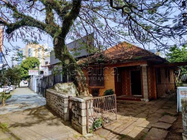 Casa com 4 quartos à venda na Rua Livramento, 671, Santana, Porto Alegre por R$ 850.000