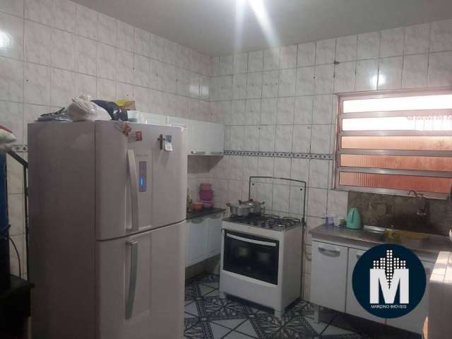 Casa á venda no Bairro Jd. Aliança Osasco, 5 Quartos, 2 Vagas de Garagem!