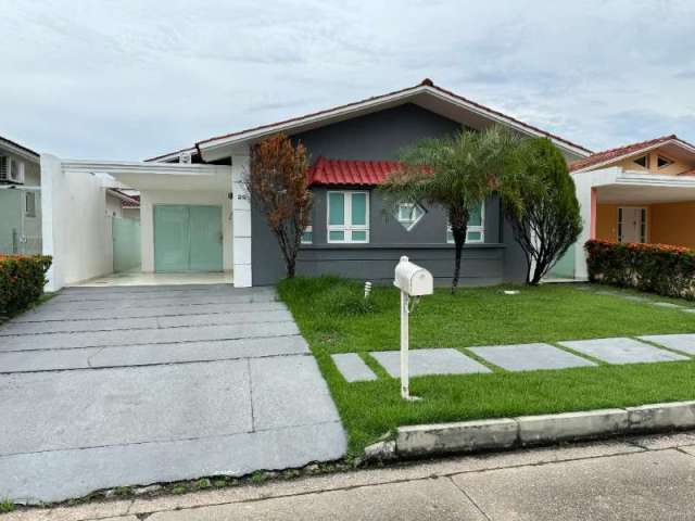 Casa em condomínio fechado com 3 quartos à venda no Flores, Manaus  por R$ 1.250.000