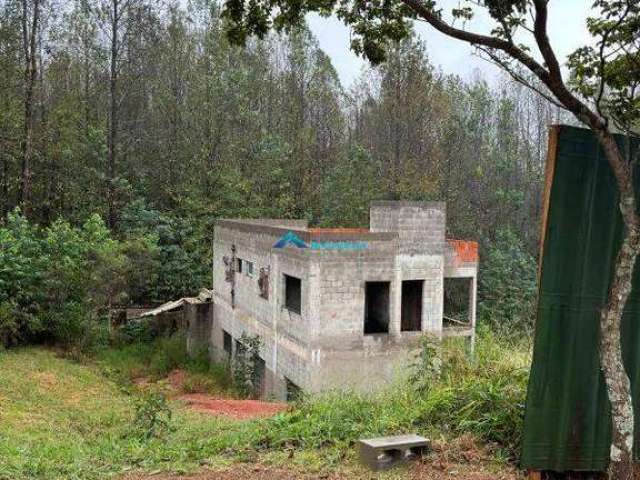 Casa a venda em fase final de obras, Total de 230 m², Cond. Terra Caxambu