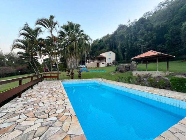 Chácara para Locação C/ 3 Dorms, 2 Suítes, Churrasqueira e Piscina ,Total de 20.000 M², Santa Clara Jundiaí