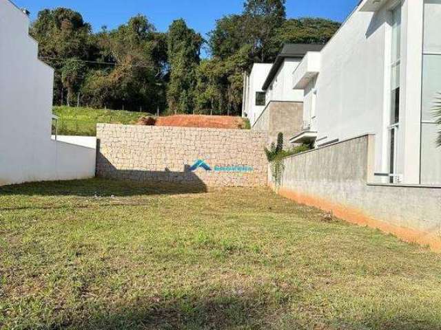 Vende-se Terreno de 300 m² em Condomínio no Gramadão, Jundiai