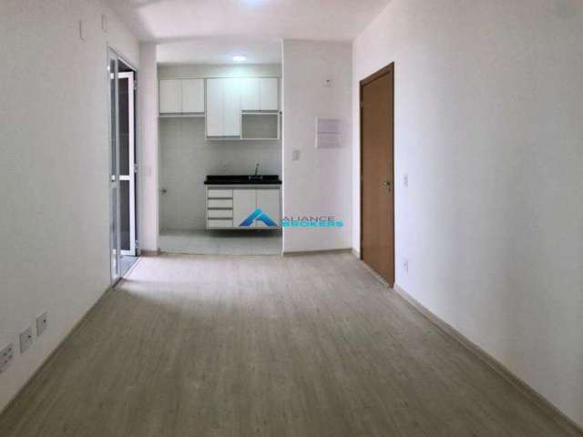 Apartamento para Locação C/ 2 Quartos, Andar Alto, Varanda, Cond. Torres de Ozanan