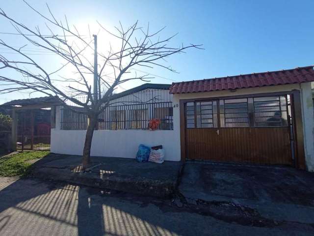 Casa para Venda em Porto Alegre, Restinga, 3 dormitórios, 2 banheiros, 4 vagas