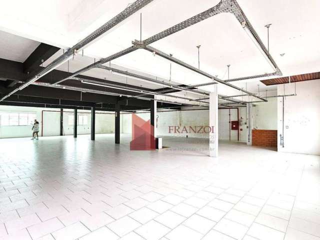 LOCAÇÃO: Sala comercial com 415m2, bairro Vila Operária, Itajai/SC!