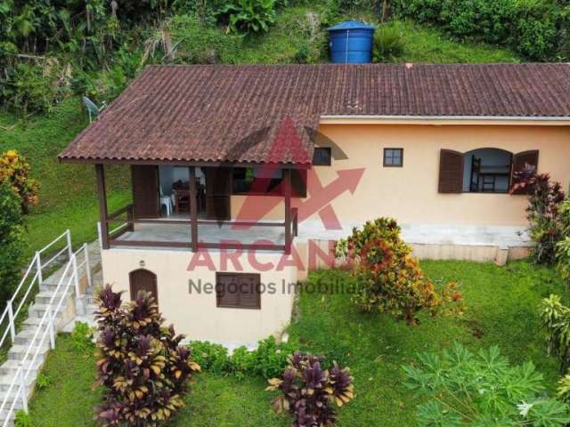 Casa à venda na Praia da Fortaleza, Ubatuba - SP