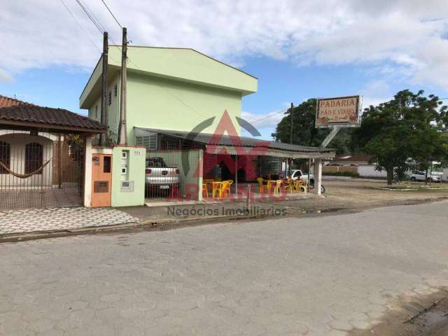 Ótima oportunidade ! casa com ponto comercial a venda no pereque-açu