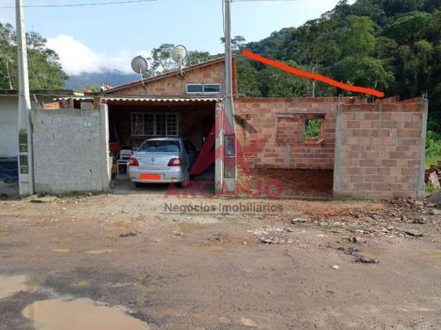 Casa em construção - bairro Figueira- Ubatuba/SP.