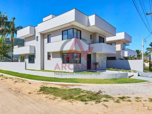 Casa nova a venda em condominio a 80 metros da praia da lagoinha, ubatuba.