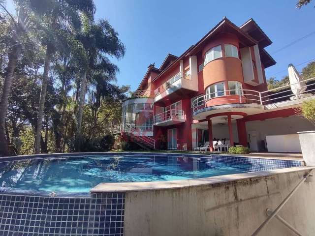 Casa a venda em Mairiporã Sarra da Cantareira linda casa e muito charmosa!!