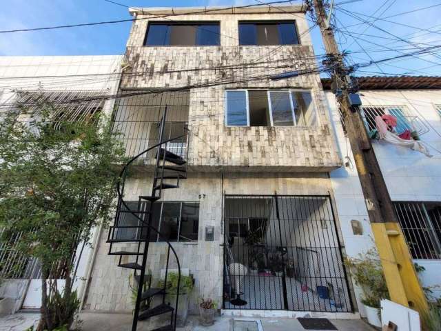 Casa para aluguel, 2 quartos, Zumbi - Recife/PE