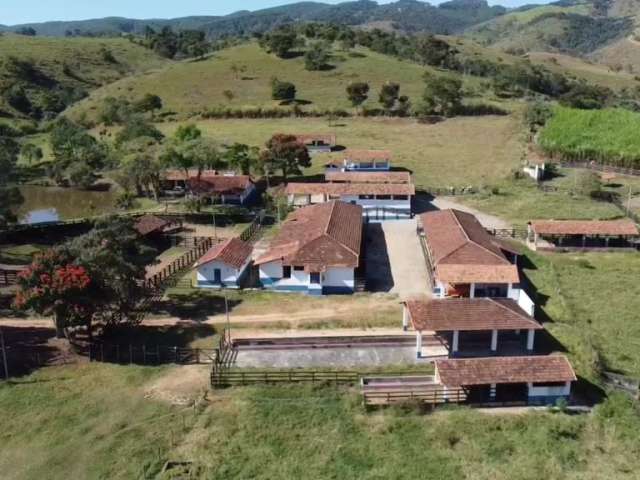 Bela Fazenda em Caçapava