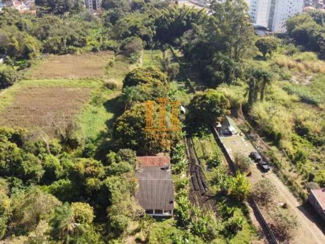 Terreno 2700m² na vila das graças em Taubaté - TE275