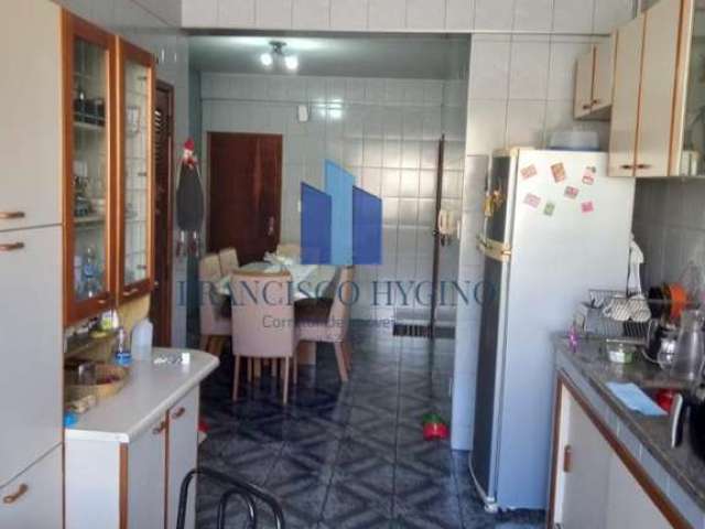 Apartamento para Venda em Volta Redonda, Voldac, 4 dormitórios, 1 suíte, 3 banheiros, 2 vagas