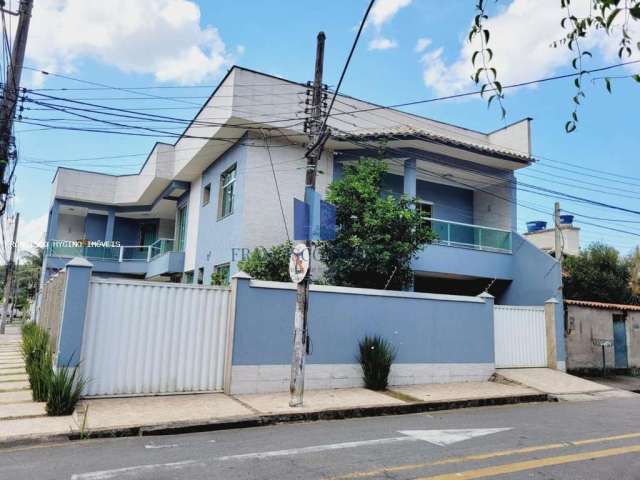 Casa para Venda em Volta Redonda, Sessenta, 5 dormitórios, 3 suítes, 5 banheiros, 3 vagas