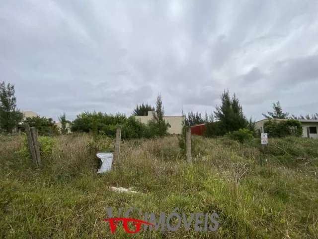 Terreno próximo ao mar