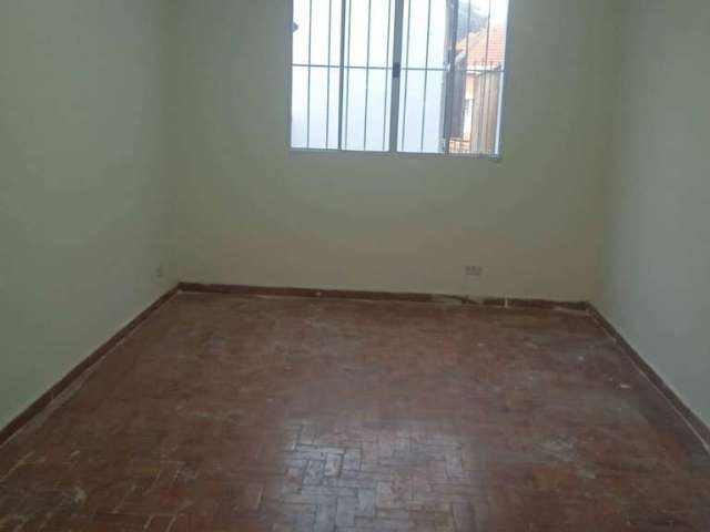 Excelente Casa com 03 dormitórios, 02 salas, 03 banheiros, 02 vagas