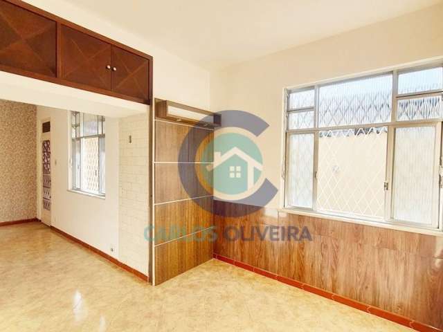 Vendo casa de 3 quartos Reformada Bairro Higienópolis RJ