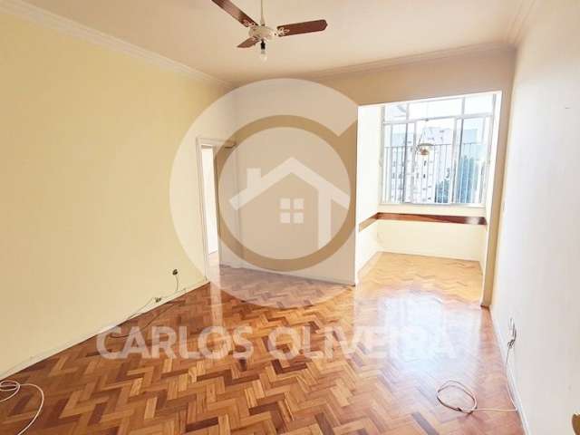 Vendo apartamento de 3 quartos (1 suíte) perto do metro Bairro Tijuca RJ