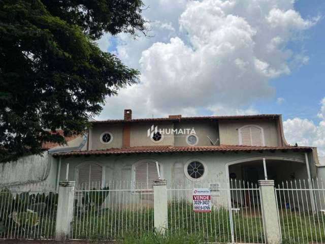 Sobrado com 3 dormitórios à venda, 300 m² por R$ 860.000,00 - Petrópolis - Londrina/PR