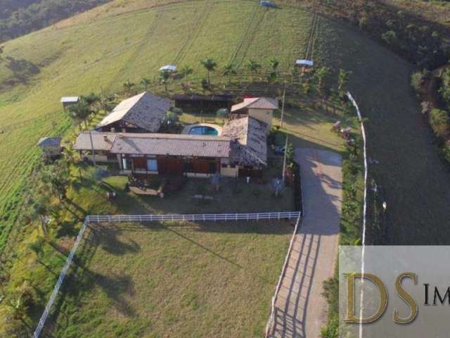 Lindo haras a venda em pindamonhangaba-sp com área total de 11 alqueires, casa excelenete com piscina aquecida, salão de jogos, cozinha gourmet e mais