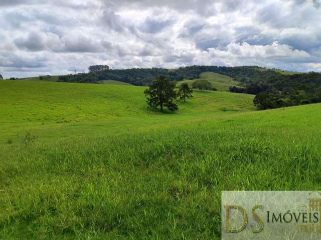 Fazenda à venda na Rua Campos Salles, 5, Centro, Itapetininga por R$ 15.000.000