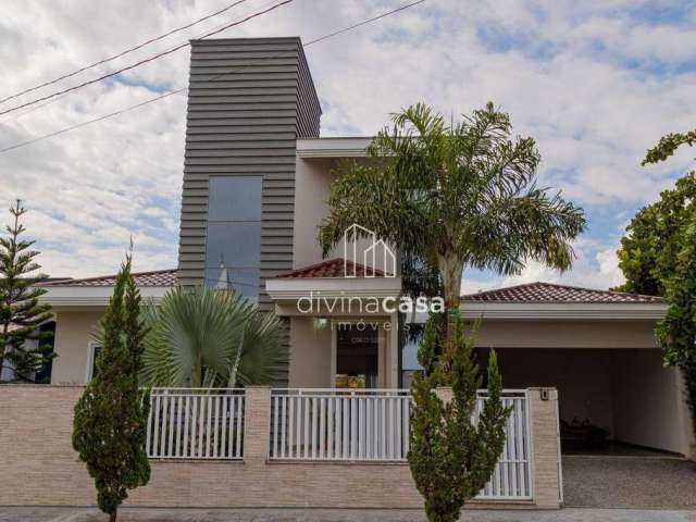 Casa com 2 dormitórios à venda, 218 m² por R$ 950.000,00 - Nereu Ramos - Jaraguá do Sul/SC