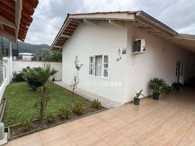 Casa com 3 dormitórios à venda, 174 m² por R$ 1.280.000,00 - Vila Lalau - Jaraguá do Sul/SC