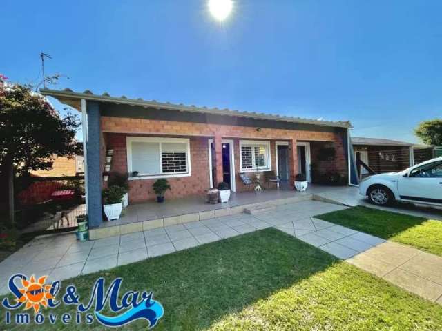 C220 Linda casa à venda, próximo ao mar/Imbé