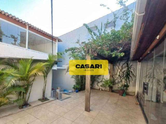 Sobrado com 4 dormitórios à venda, 200 m² - Nova Gerti - São Caetano do Sul/SP