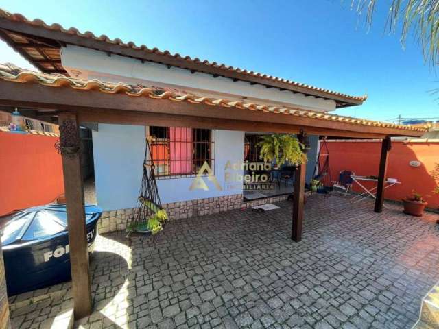 Casa com 2 dormitórios à venda, 100 m² por R$ 250.000 - Unamar - Cabo Frio/RJ