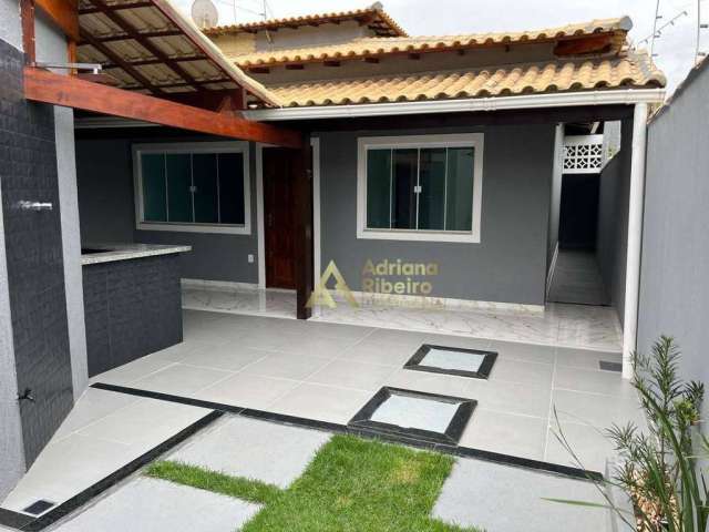 Casa com 2 dormitórios à venda, 68 m² por R$ 350.000 - Village Rio das Ostras - Rio das Ostras/RJ