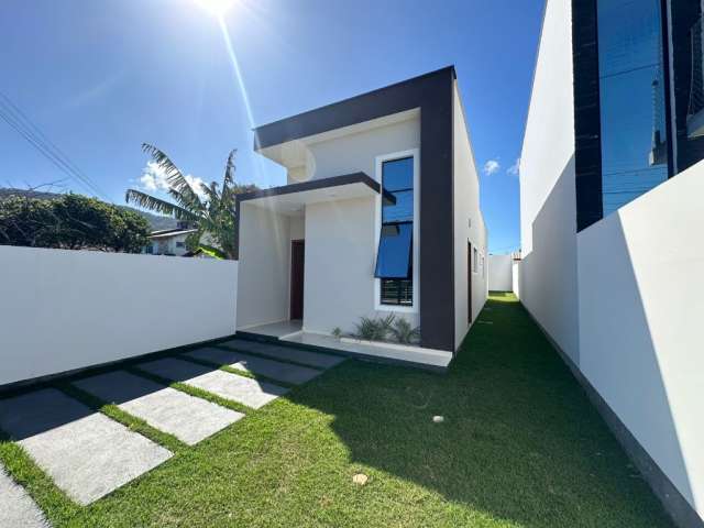 Casa com amplo espaço de terreno no rio vermelho