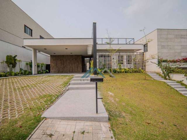 Casa com 3 suítes à venda, 260 m² por R$ 3.690.000 - Itahyê - Santana de Parnaíba/SP