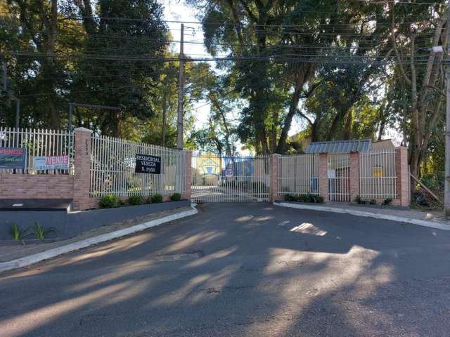 Casa em condomínio fechado com 3 quartos à venda na Rua Cascavel, 2950, Boqueirão, Curitiba por R$ 550.000