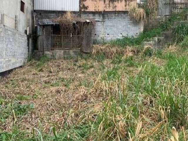 Terreno de rua no bairro Vila Boa vista