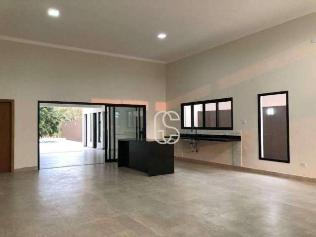 Casa térrea com 3 dormitórios à venda, 235 m² por R$ 2.200.000 - Itapema - Guararema/SP