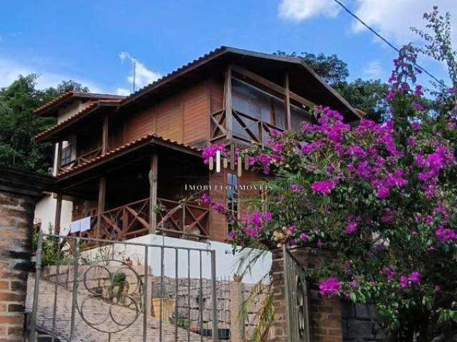 Venda | Casa com 330,00 m², 4 dormitório(s), 6 vaga(s). Pinheiro, VALINHOS