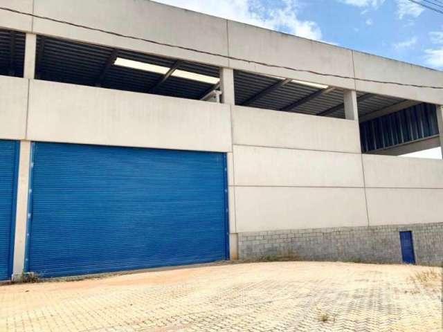 Galpão industrial de alto padrão com 4 salas e 4 banheiros no bairro Fernão Dias em Atibaia-SP, 1.982,00 m² - Venda ou Locação