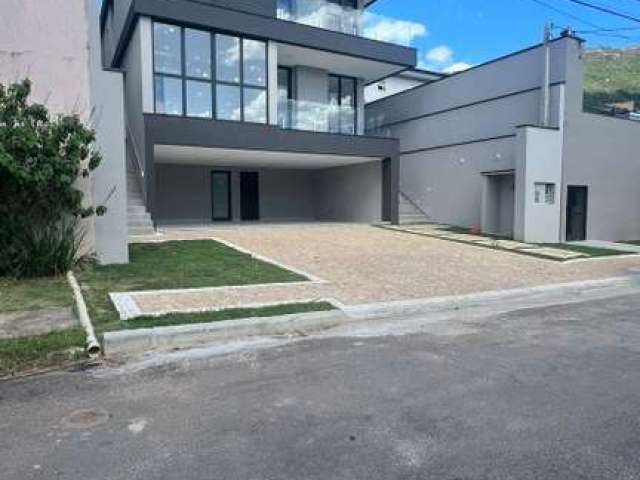 Casa em condomínio fechado com 4 quartos à venda na Rua Lisboa, 77, Parque Arco Iris, Atibaia, 380 m2 por R$ 2.799.000