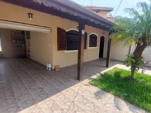 Casa com 3 quartos à venda, 90 m² por R$ 330.000 - Residencial Sítio Santo Antônio - Taubaté/SP