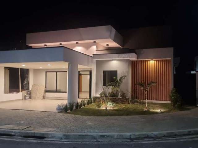 Casa com 3 quartos à venda, 215 m² por R$ 1.250.000 - Bairro dos Guedes - Tremembé/SP - Parque das Araucárias