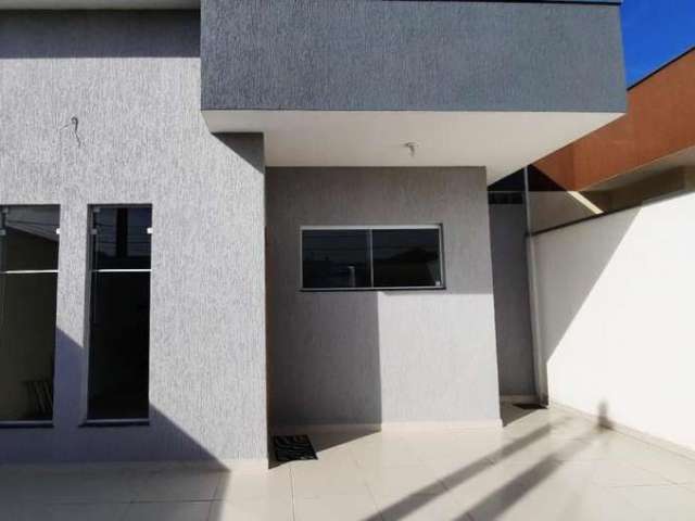 Casa com 3 quartos à venda, 115 m² por R$ 590.000 - Jardim Oásis - Taubaté/SP