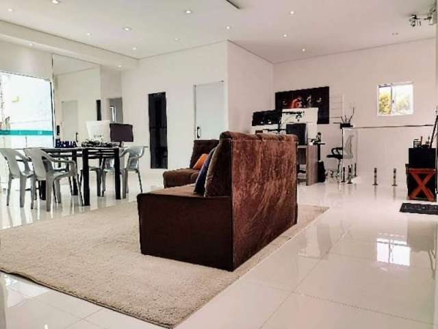 Apartamento à venda na Vila Santana, em Sorocaba-SP.