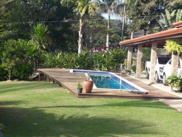 Casa térrea à venda no Village da Serra, em Araçoiaba da Serra-SP.