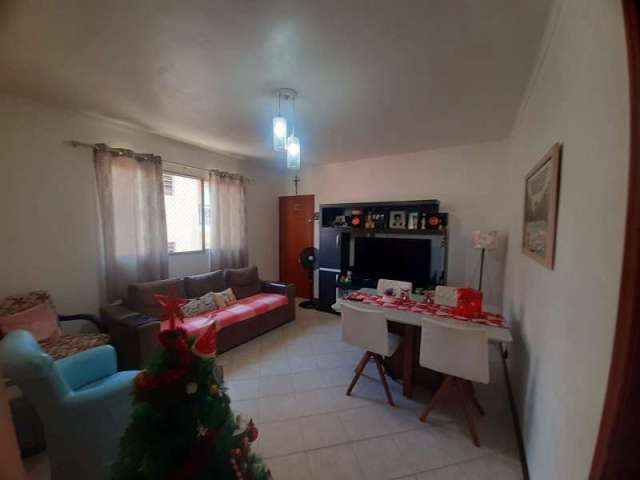 Apartamento à venda no Edifício Ana Raquel, em Sorocaba-SP.