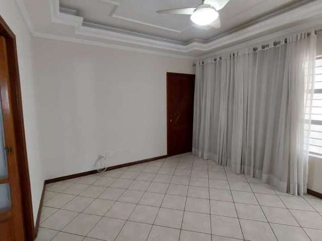 Apartamento à venda no Jardim Prestes de Barros, em Sorocaba-SP.