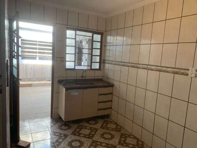 Casa à venda no Bairro Vila Fiori, em Sorocaba-SP.