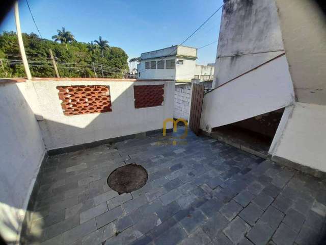 Casa com 2 dormitórios para alugar, 1 m² por R$ 1.400,00/mês - Campo Grande - Rio de Janeiro/RJ