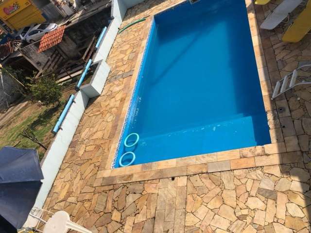 Casa com Piscina em Nazaré Paulista